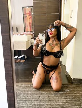 Badbratz Kendalla Onlyfans pictures