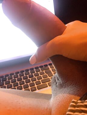 April Rose19 TS Onlyfans pictures