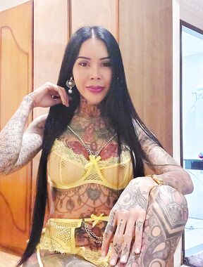 Fay sexy tatoo Onlyfans pictures