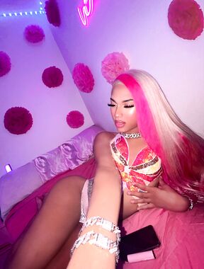 TS Barbie Brazy Onlyfans pictures