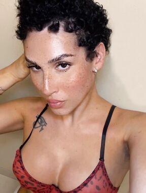 Ivona Marie Onlyfans pictures