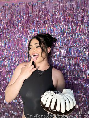 Minigirlpeach  Onlyfans pictures