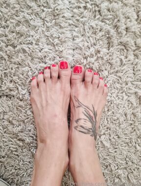 Renatadavila Onlyfans pictures 2